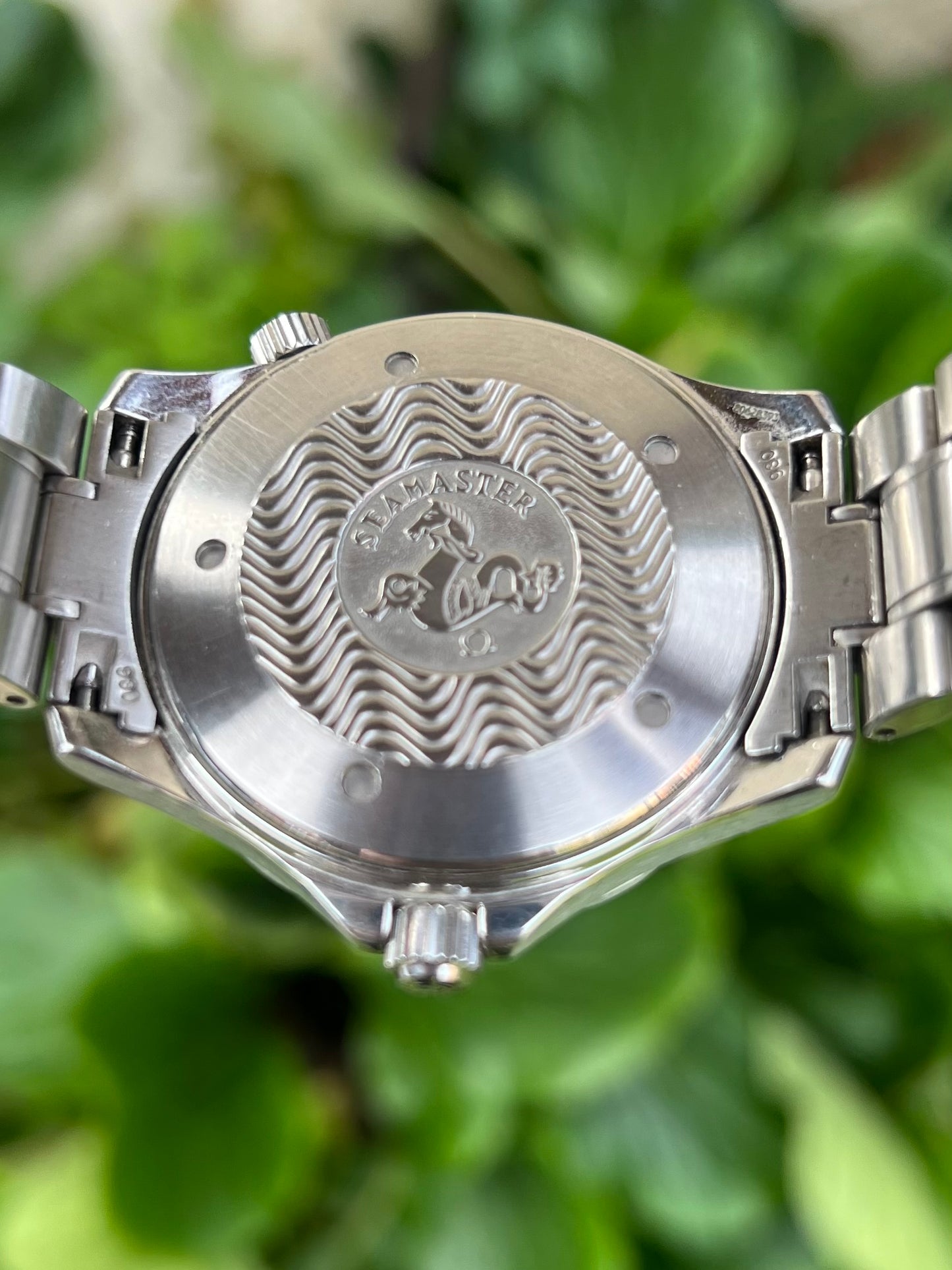 OMEGA SEAMASTER DIVER 300M 22545000 BOX PAPERS 2003