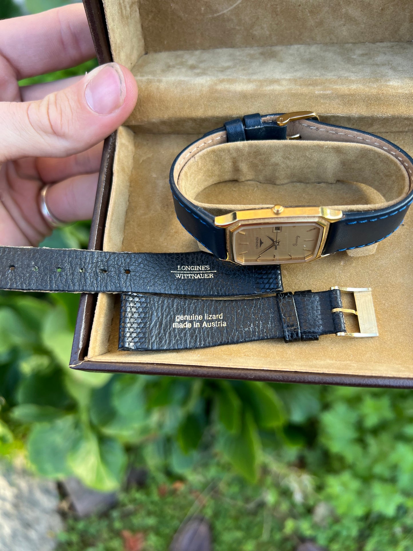 Vintage Elegance — Longines Quartz Tank